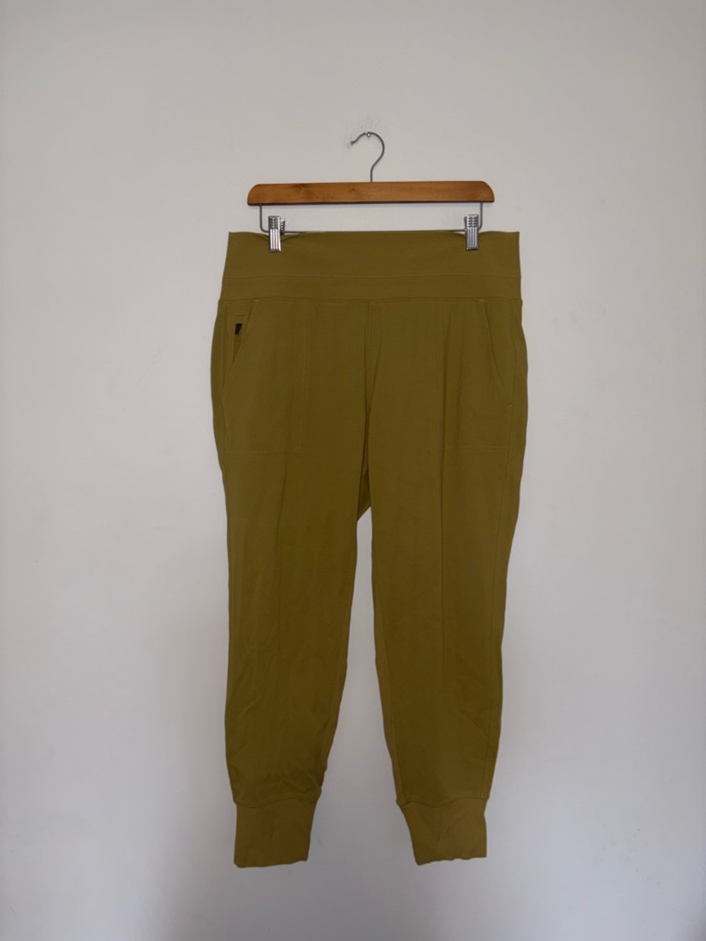 Athleta ~ Green Joggers